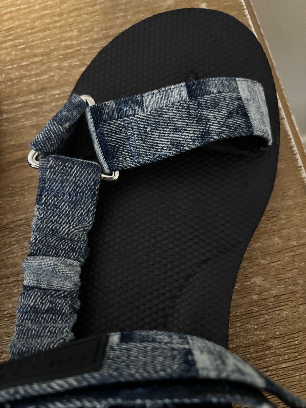 Kurt Geiger women’s 10 Denim-Style Orion Sandals new - Picture 6 of 9
